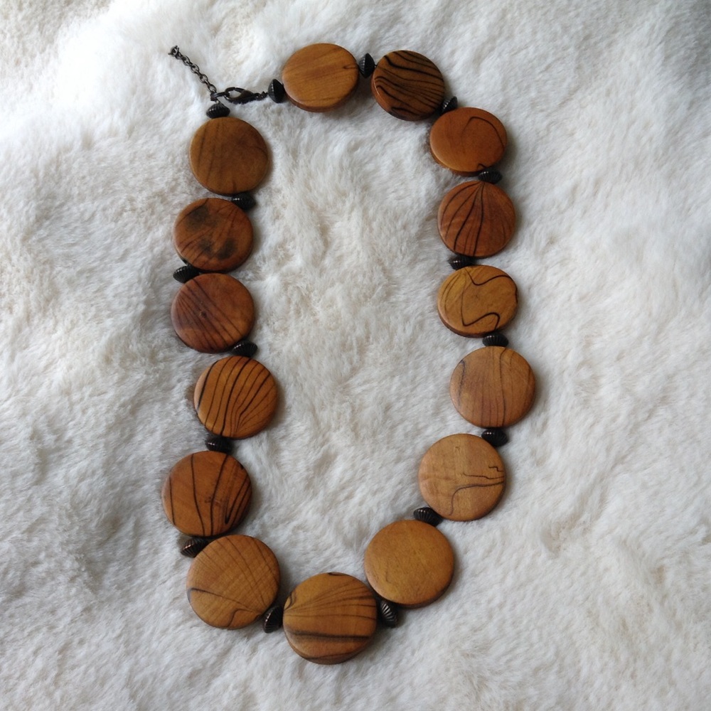 Boho wooden disc and metal beaded necklace. EUC